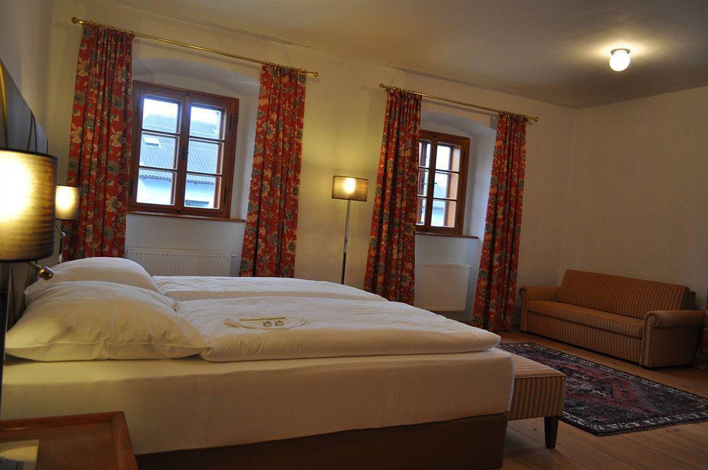 Schlosshotel Mailberg Esterno foto